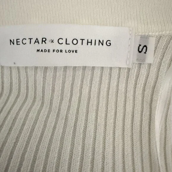 Nectar Clothing Cream Sweetheart Neckline Long Sleeve Ribbed Crop Top Size Small - Picture 5 of 6